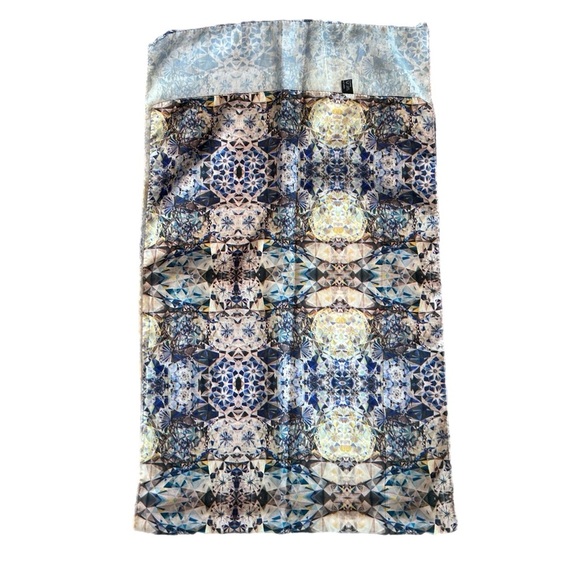 Accessories - Head Scarf Printed Blue Diamond Design Scarf